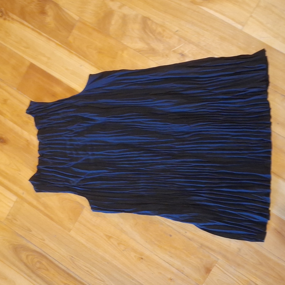 Eileen Fisher Crushed Silk Long Tank Top Navy Blue Size Medium - Picture 10 of 10